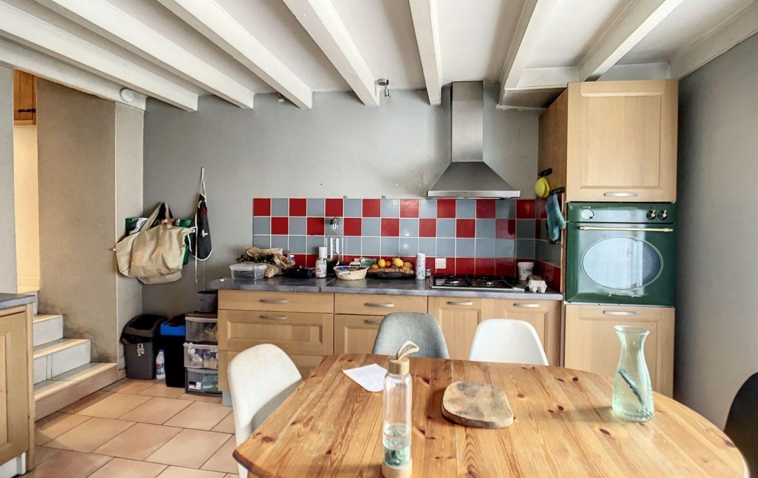 BOUSSAC IMMOBILIER : House | SAINT-MICHEL-DE-VEISSE (23480) | 139 m2 | 119 000 € 