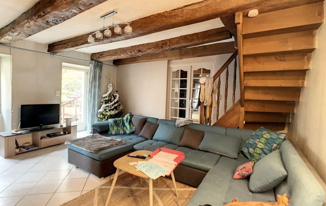 BOUSSAC IMMOBILIER : House | SAINT-MICHEL-DE-VEISSE (23480) | 139 m2 | 119 000 € 