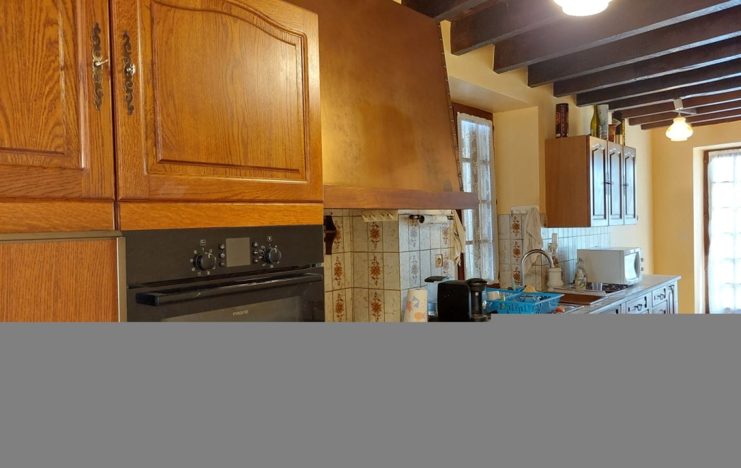 BOUSSAC IMMOBILIER : Maison / Villa | ROCHES (23270) | 221 m2 | 141 500 € 