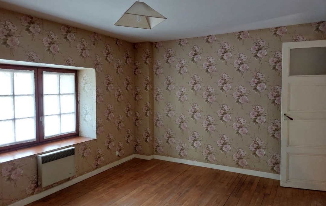BOUSSAC IMMOBILIER : Maison / Villa | ROCHES (23270) | 221 m2 | 141 500 € 