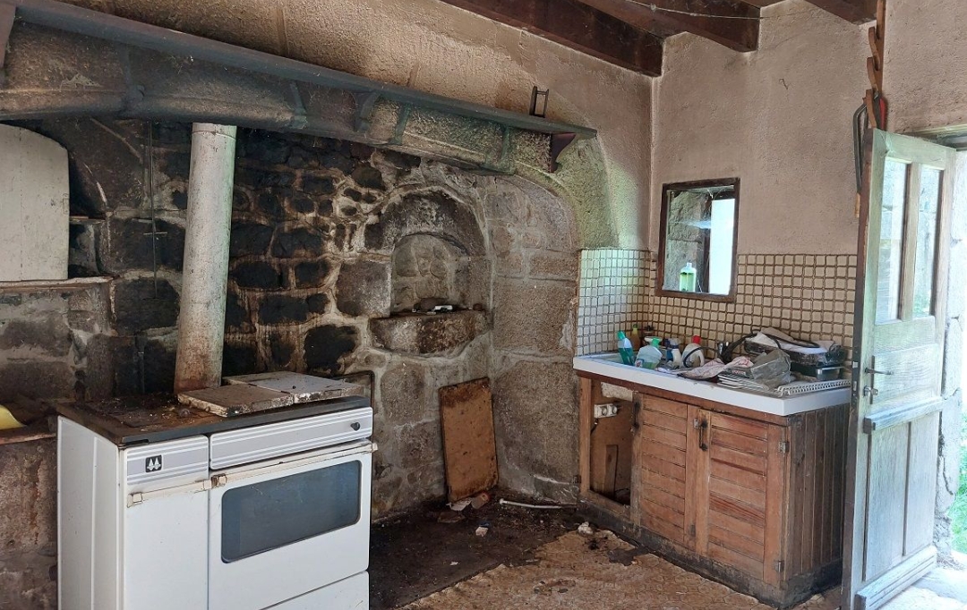BOUSSAC IMMOBILIER : Maison / Villa | MAGNAT-L'ETRANGE (23260) | 108 m2 | 40 500 € 