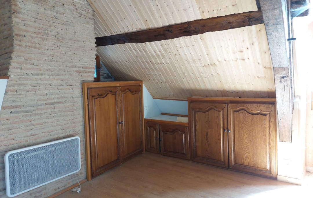 BOUSSAC IMMOBILIER : Maison / Villa | CHAMBON-SAINTE-CROIX (23220) | 223 m2 | 69 000 € 