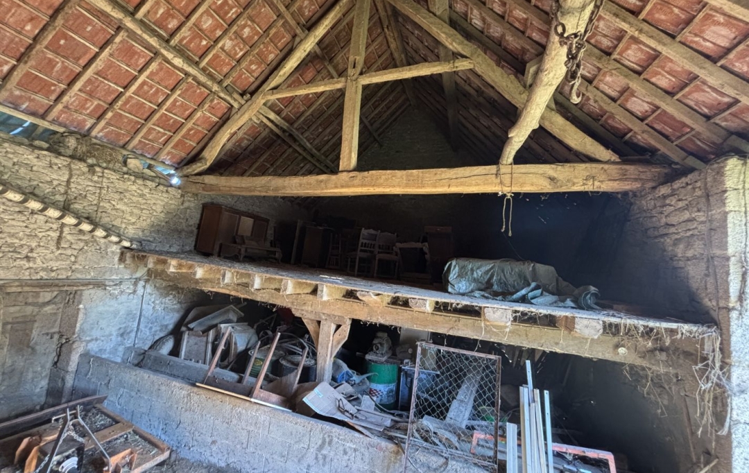 BOUSSAC IMMOBILIER : House | JALESCHES (23270) | 150 m2 | 35 500 &euro; 