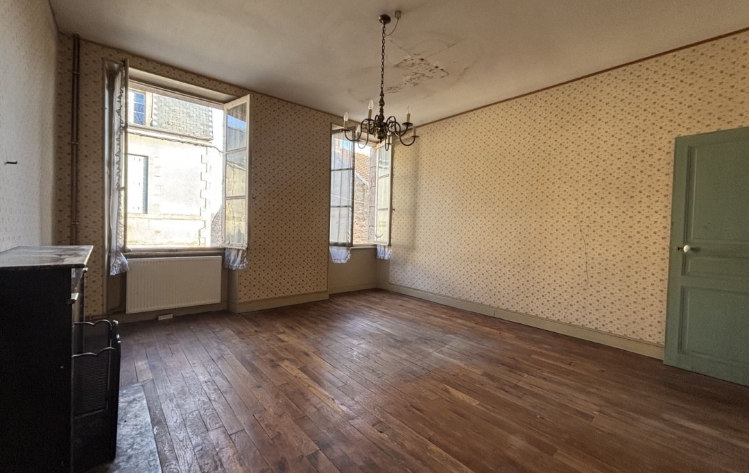 BOUSSAC IMMOBILIER : Maison / Villa | CLUGNAT (23270) | 200 m2 | 49 500 € 