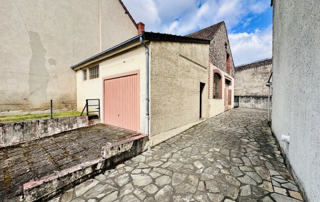 BOUSSAC IMMOBILIER : House | BOUSSAC (23600) | 130 m2 | 108 500 € 