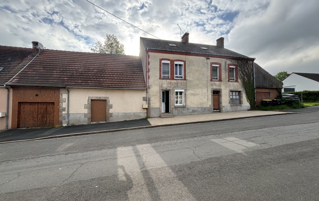 BOUSSAC IMMOBILIER : Maison / Villa | GENOUILLAC (23350) | 160 m2 | 82 000 € 