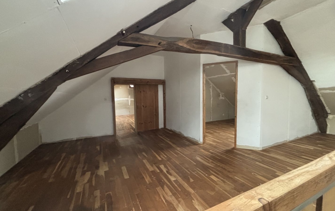 BOUSSAC IMMOBILIER : Maison / Villa | GENOUILLAC (23350) | 160 m2 | 82 000 € 