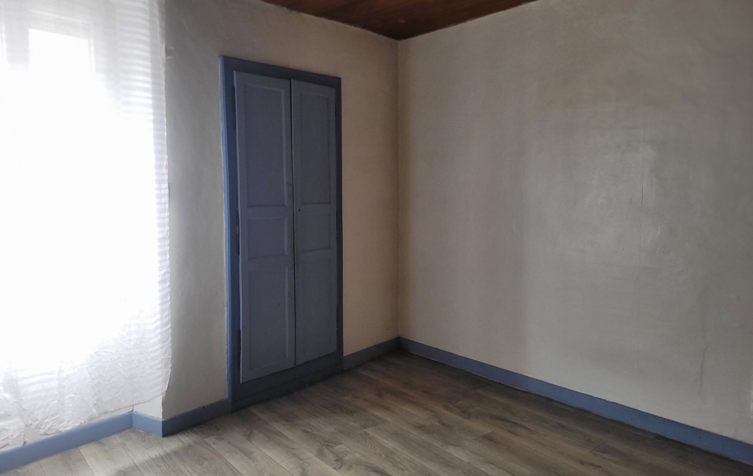 BOUSSAC IMMOBILIER : Immeuble | BOUSSAC (23600) | 142 m2 | 140 000 € 