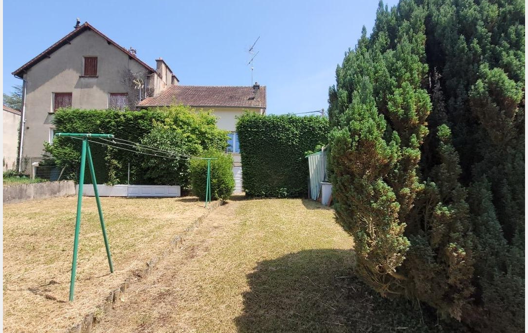 BOUSSAC IMMOBILIER : Maison / Villa | BOUSSAC (23600) | 109 m2 | 62 000 € 