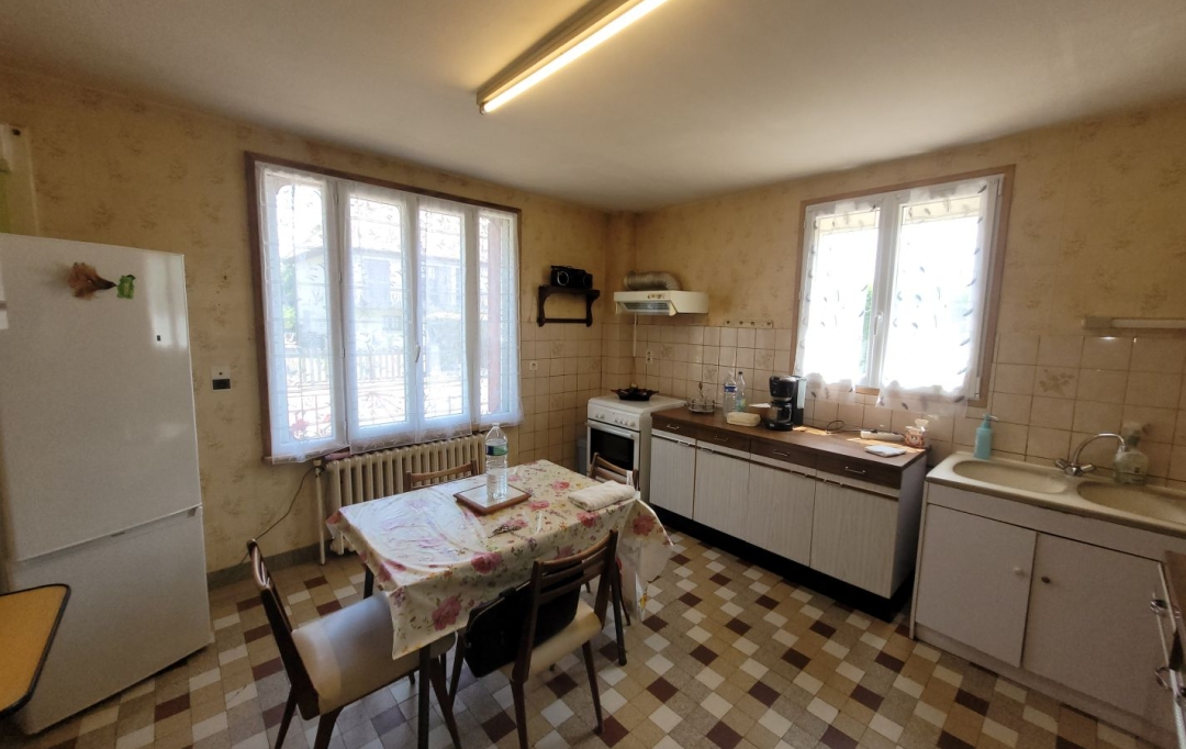 BOUSSAC IMMOBILIER : Maison / Villa | BOUSSAC (23600) | 109 m2 | 62 000 € 
