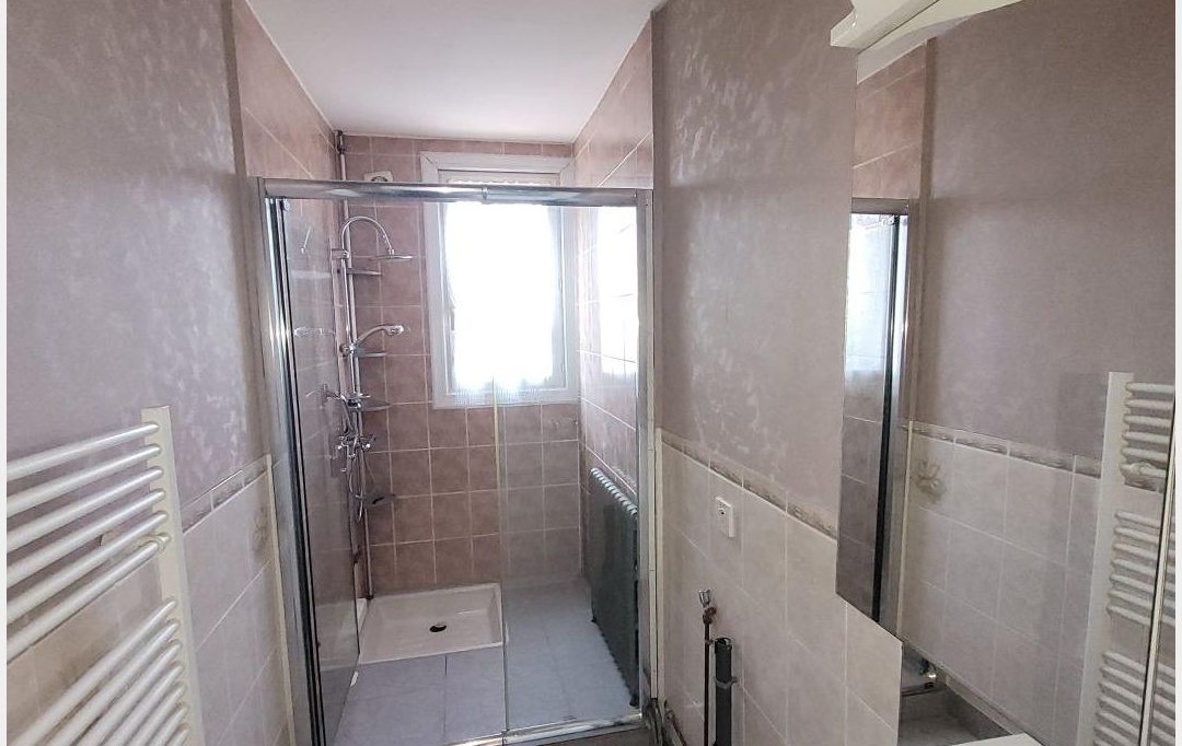 BOUSSAC IMMOBILIER : Maison / Villa | BOUSSAC (23600) | 109 m2 | 62 000 € 