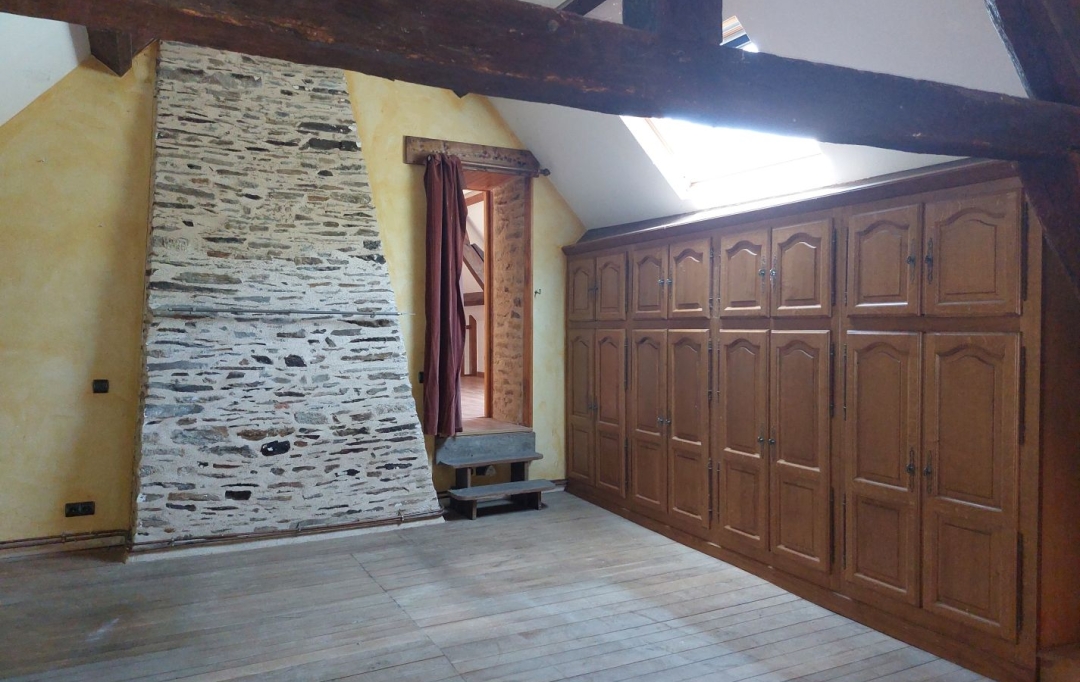 BOUSSAC IMMOBILIER : Maison / Villa | SAINT-DIZIER-LES-DOMAINES (23270) | 209 m2 | 257 000 € 