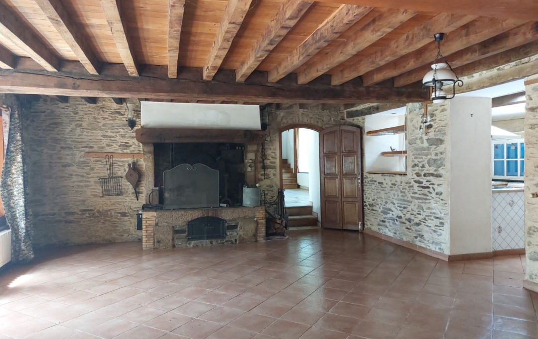 BOUSSAC IMMOBILIER : Maison / Villa | SAINT-DIZIER-LES-DOMAINES (23270) | 209 m2 | 257 000 € 