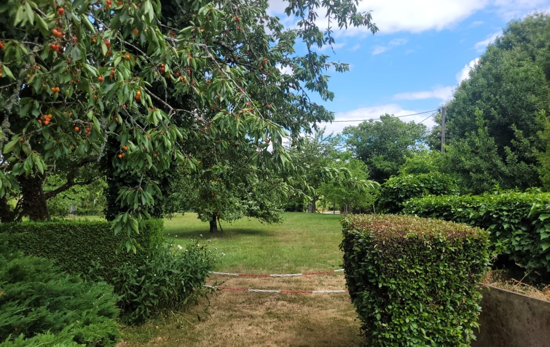 BOUSSAC IMMOBILIER : Domain / Estate | VIJON (36160) | 78 m2 | 135 000 € 