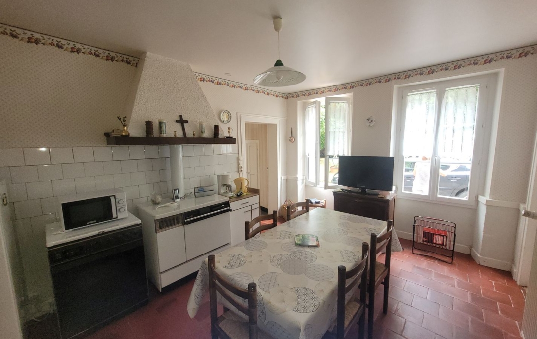 BOUSSAC IMMOBILIER : Domain / Estate | VIJON (36160) | 78 m2 | 135 000 € 