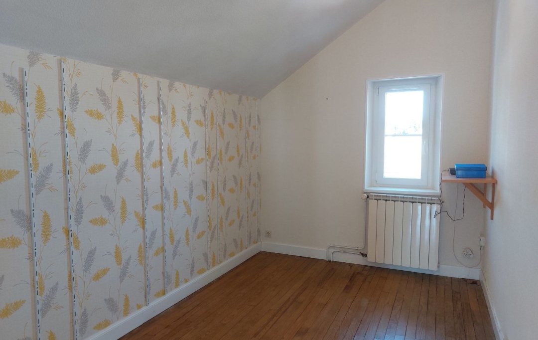BOUSSAC IMMOBILIER : House | BOUSSAC (23600) | 104 m2 | 135 000 € 