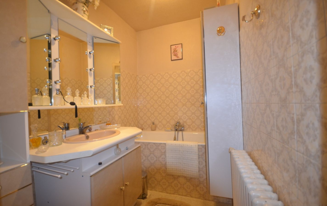 BOUSSAC IMMOBILIER : Maison / Villa | SOUMANS (23600) | 278 m2 | 183 000 € 