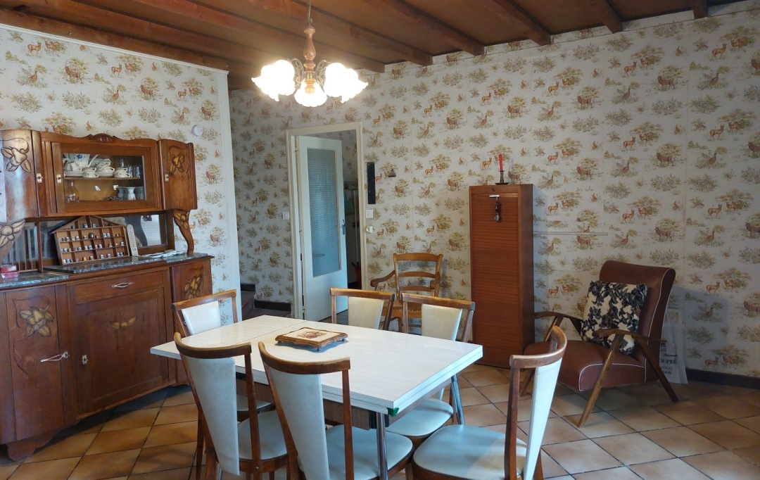 BOUSSAC IMMOBILIER : House | SAINT-SILVAIN-BAS-LE-ROC (23600) | 93 m2 | 72 000 € 