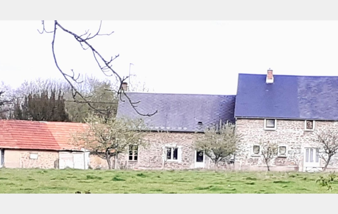 BOUSSAC IMMOBILIER : Maison / Villa | SAINT-SAUVIER (03370) | 200 m2 | 150 000 € 