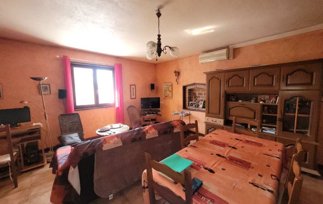BOUSSAC IMMOBILIER : Maison / Villa | SAINT-SAUVIER (03370) | 200 m2 | 150 000 € 