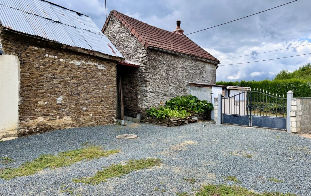 BOUSSAC IMMOBILIER : Maison / Villa | BUSSIERE-SAINT-GEORGES (23600) | 150 m2 | 67 000 € 