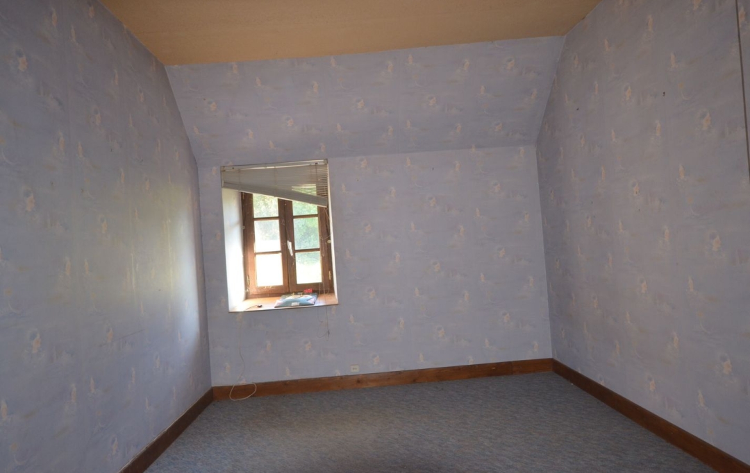 BOUSSAC IMMOBILIER : Maison / Villa | TOULX-SAINTE-CROIX (23600) | 136 m2 | 173 000 € 