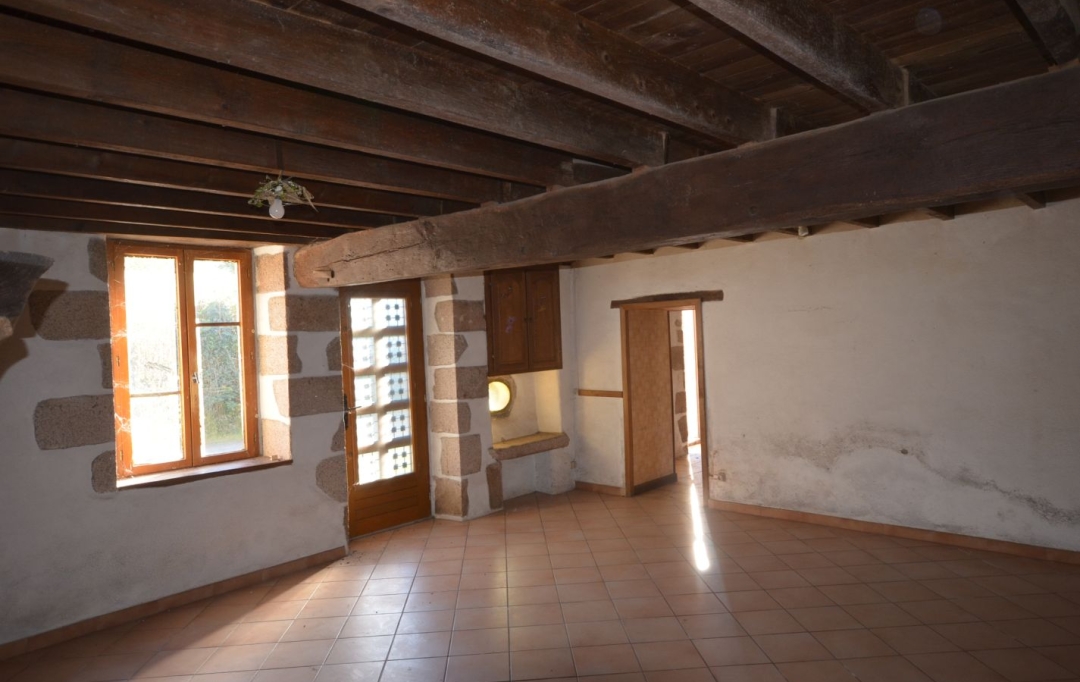 BOUSSAC IMMOBILIER : Maison / Villa | TOULX-SAINTE-CROIX (23600) | 136 m2 | 173 000 € 
