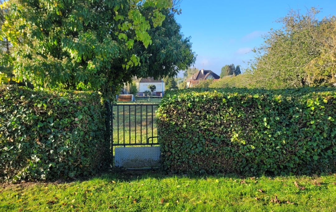 BOUSSAC IMMOBILIER : Ground | BOUSSAC (23600) | 0 m2 | 16 000 € 