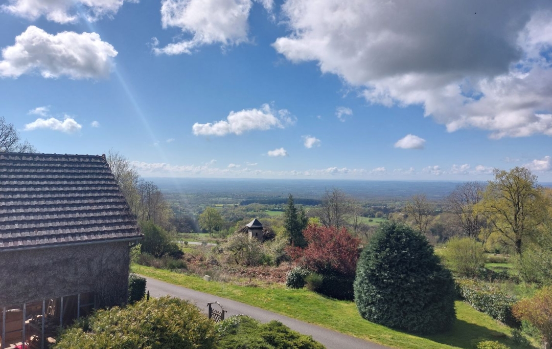 BOUSSAC IMMOBILIER : House | TOULX-SAINTE-CROIX (23600) | 118 m2 | 108 500 &euro; 