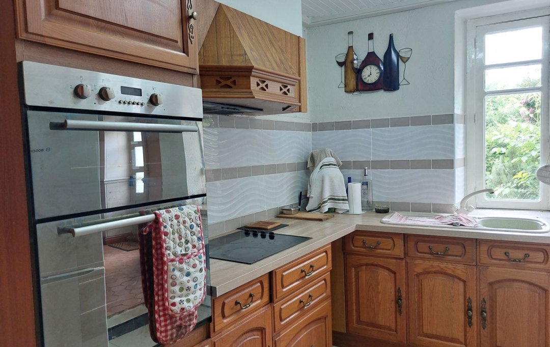 BOUSSAC IMMOBILIER : House | CLUGNAT (23270) | 163 m2 | 135 000 &euro; 
