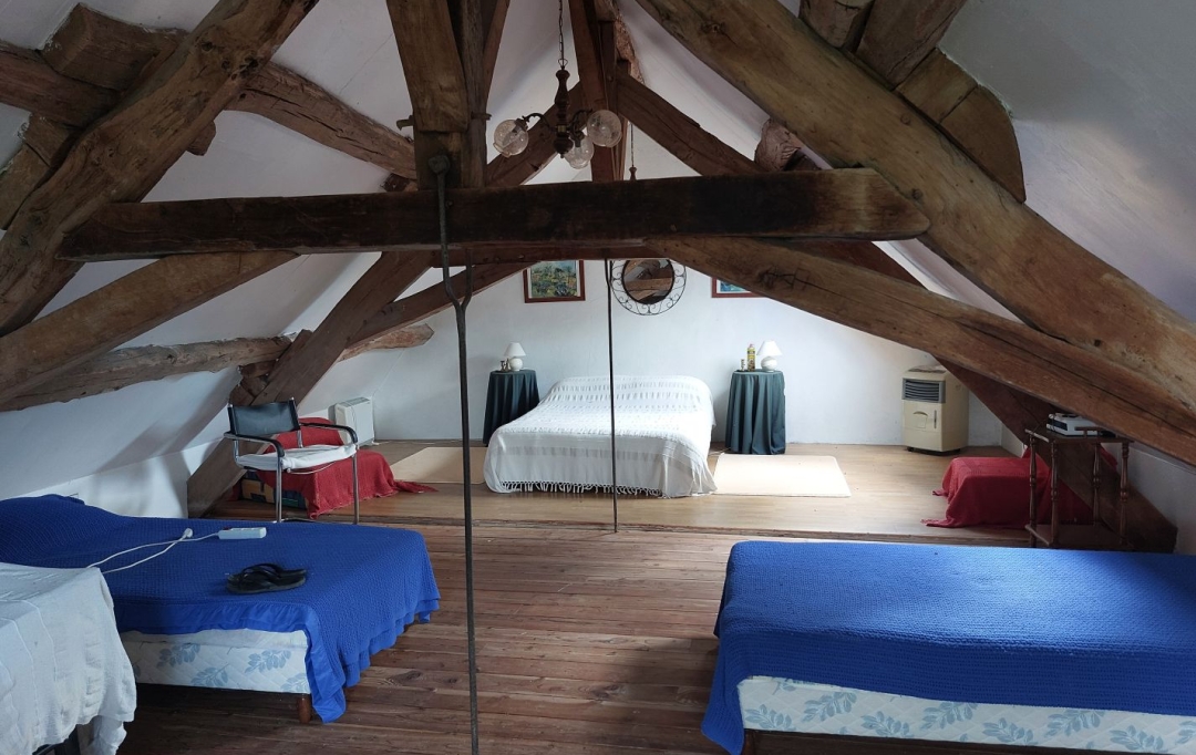 BOUSSAC IMMOBILIER : House | CLUGNAT (23270) | 163 m2 | 135 000 &euro; 