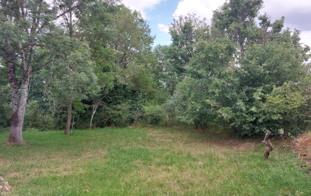 BOUSSAC IMMOBILIER : House | CLUGNAT (23270) | 163 m2 | 135 000 &euro; 