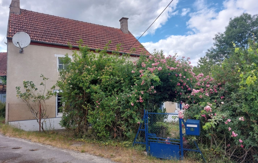 BOUSSAC IMMOBILIER : House | CLUGNAT (23270) | 163 m2 | 135 000 &euro; 