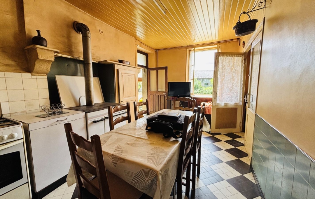 BOUSSAC IMMOBILIER : House | LUSSAT (23170) | 132 m2 | 66 000 &euro; 