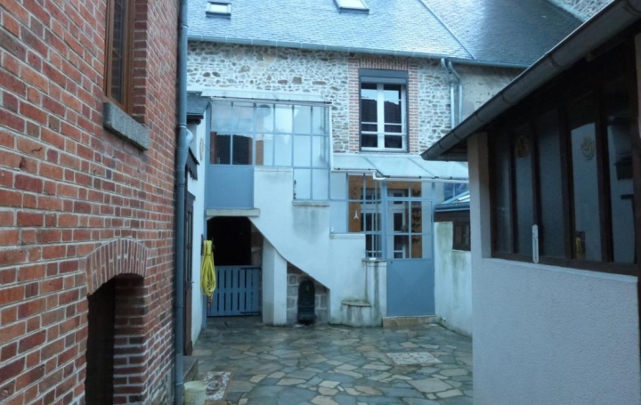 BOUSSAC IMMOBILIER : Commerces | BOUSSAC (23600) | 227 m2 | 384 000 € 