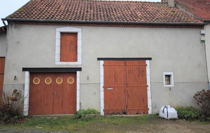 BOUSSAC IMMOBILIER : Maison / Villa | DOMERAT (03410) | 140 m2 | 75 000 € 