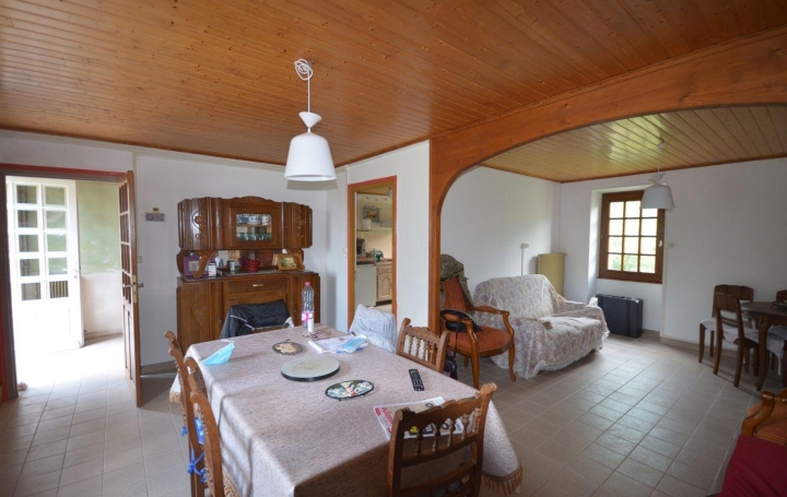 BOUSSAC IMMOBILIER : Maison / Villa | TOULX-SAINTE-CROIX (23600) | 169 m2 | 180 000 € 