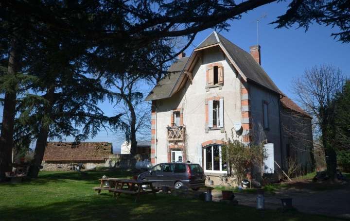 BOUSSAC IMMOBILIER : Maison / Villa | LUSSAT (23170) | 215 m2 | 850 000 € 