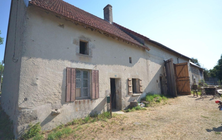 Maison GOUZON 80 m2 39 500 € Maison GOUZON 80 m2 39 500 €