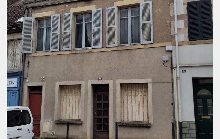 Maison de ville   CHATEAUMEILLANT  160 m2 50 000 € 