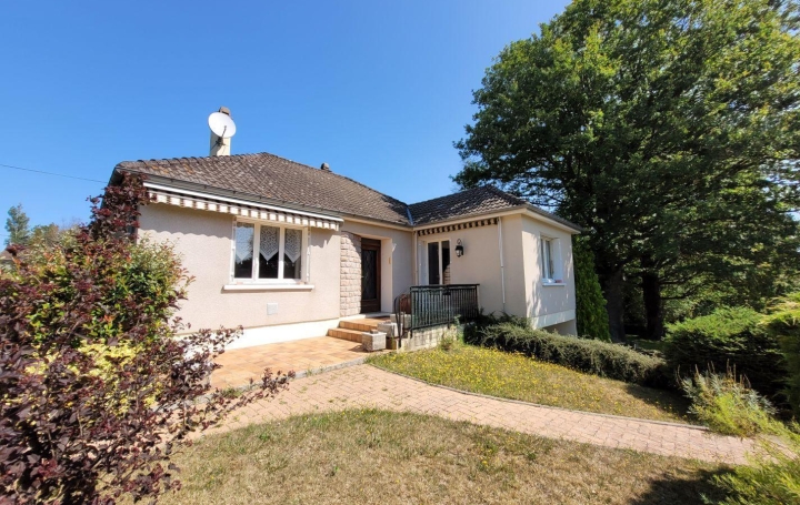 Maison SAINT-SILVAIN-BAS-LE-ROC 94 m2 115 000 € Maison SAINT-SILVAIN-BAS-LE-ROC 94 m2 115 000 €