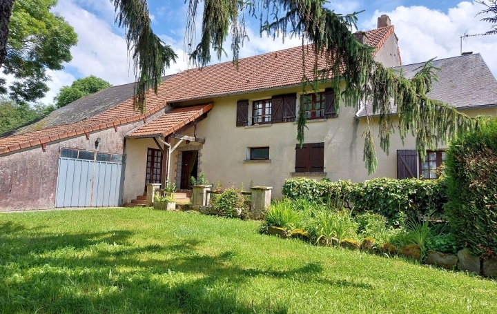 Maison ROCHES 221 m2 141 500 € Maison ROCHES 221 m2 141 500 €