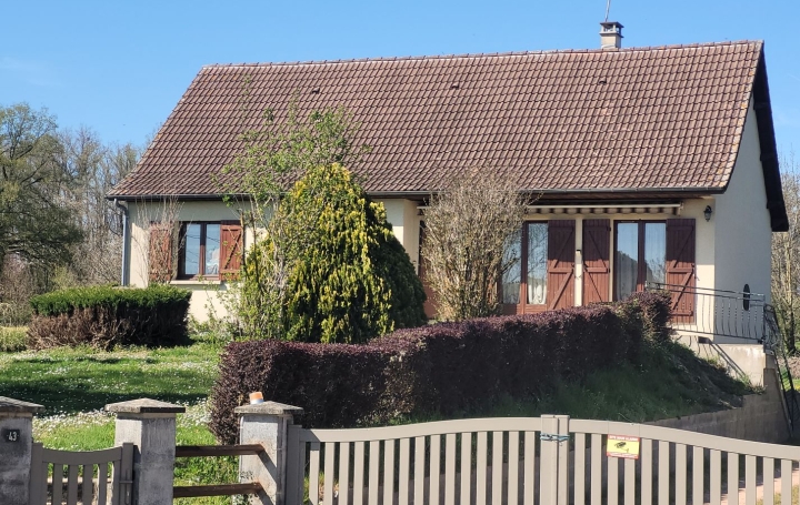 Maison BOUSSAC-BOURG 92 m2 149 000 € Maison BOUSSAC-BOURG 92 m2 149 000 €