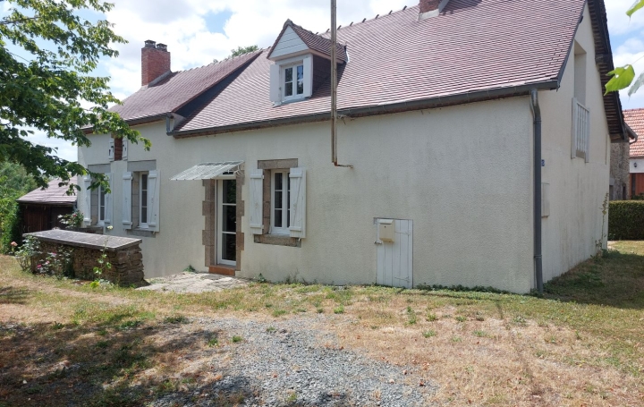 Maison de village   MALLERET-BOUSSAC  132 m2 141 500 € 